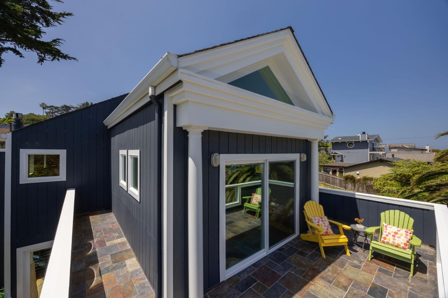 Detail Gallery Image 30 of 54 For 560 4th St, Montara,  CA 94037 - 3 Beds | 2/1 Baths