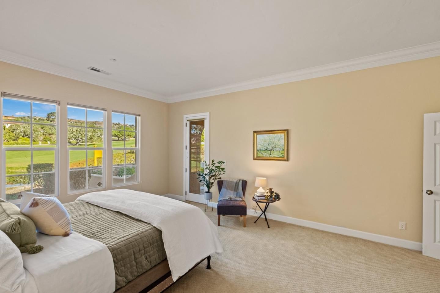 Detail Gallery Image 18 of 35 For 102 Mirasol Ct, Monterey,  CA 93940 - 3 Beds | 3/1 Baths