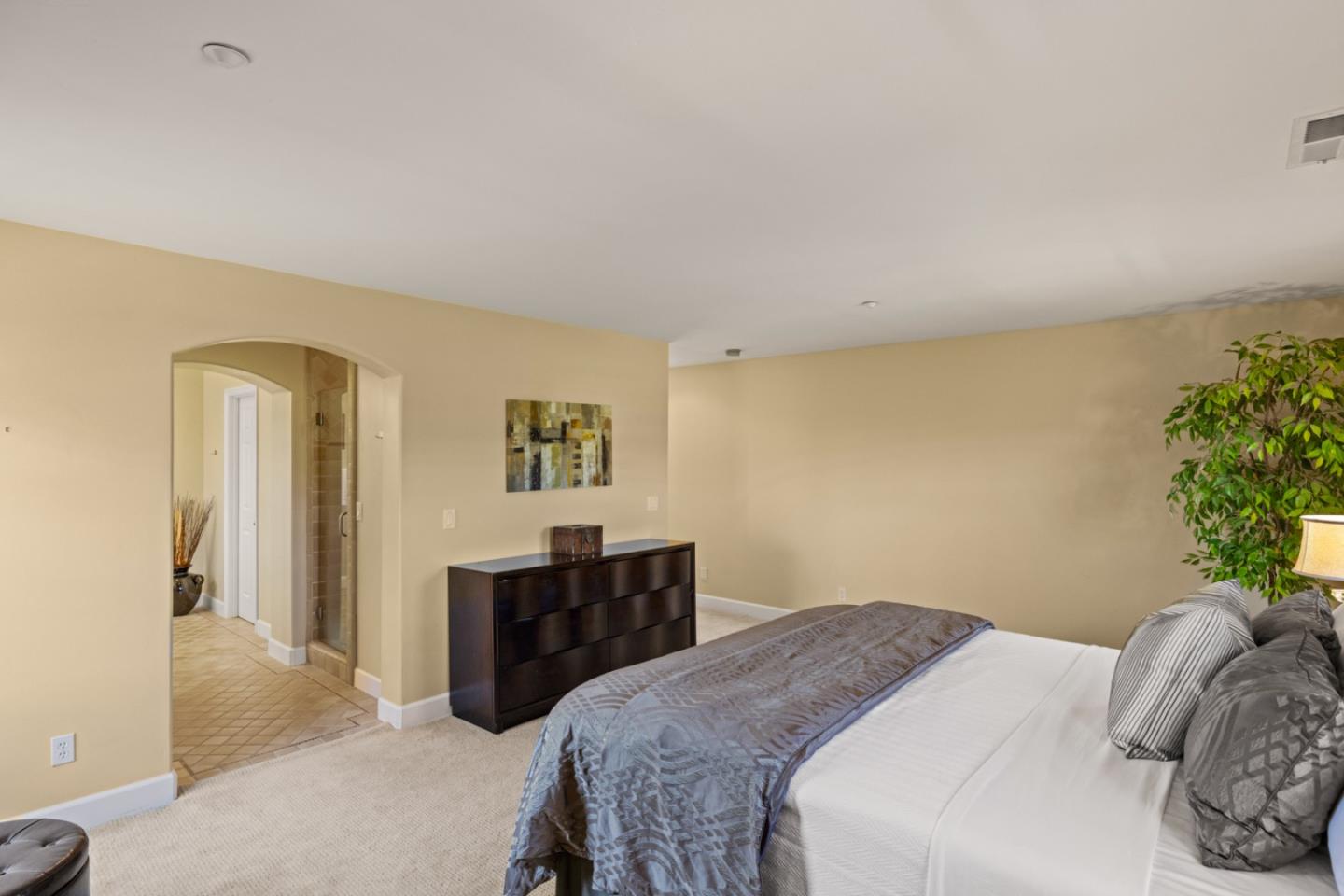 Detail Gallery Image 24 of 35 For 102 Mirasol Ct, Monterey,  CA 93940 - 3 Beds | 3/1 Baths