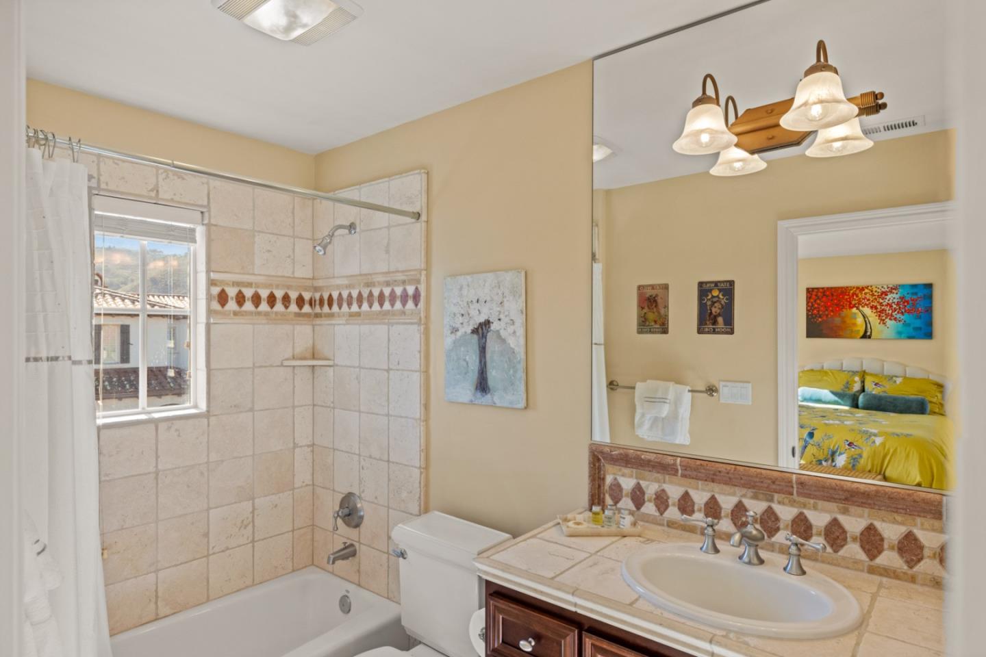 Detail Gallery Image 28 of 35 For 102 Mirasol Ct, Monterey,  CA 93940 - 3 Beds | 3/1 Baths