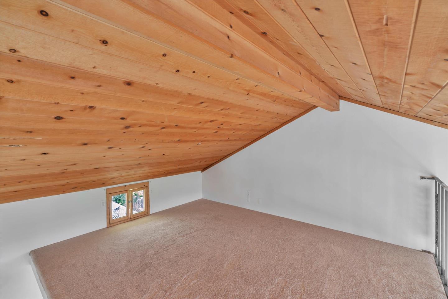 Detail Gallery Image 32 of 43 For 2086 Waring St, Seaside,  CA 93955 - 4 Beds | 2/1 Baths