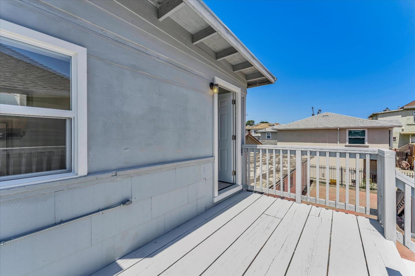 Detail Gallery Image 40 of 45 For 834 E 17th St, Oakland,  CA 94606 - 4 Beds | 2 Baths