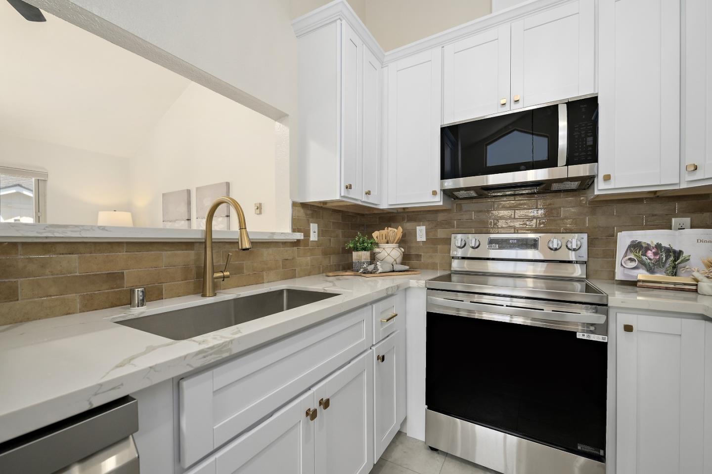 Detail Gallery Image 5 of 16 For 2867 S Bascom Ave #604,  Campbell,  CA 95008 - 1 Beds | 1 Baths