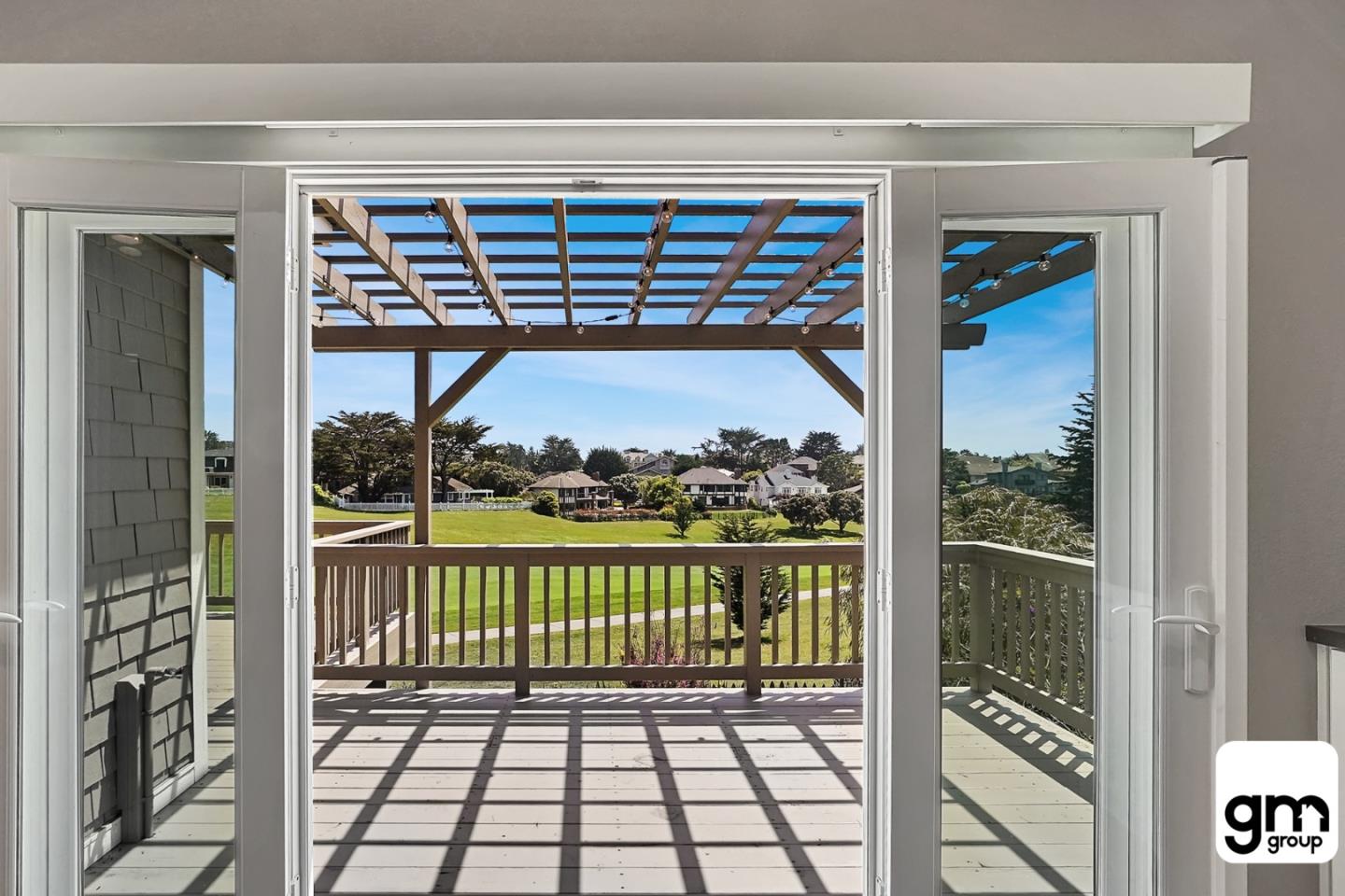 Detail Gallery Image 20 of 45 For 410 Fairway Dr, Half Moon Bay,  CA 94019 - 5 Beds | 3 Baths