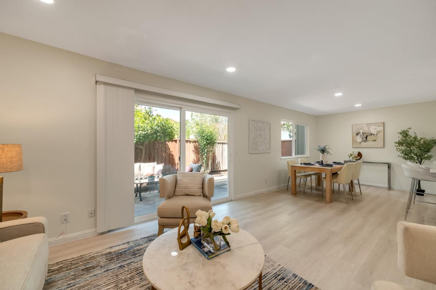 Detail Gallery Image 9 of 22 For 1103 Reed Ave #B,  Sunnyvale,  CA 94086 - 2 Beds | 1 Baths