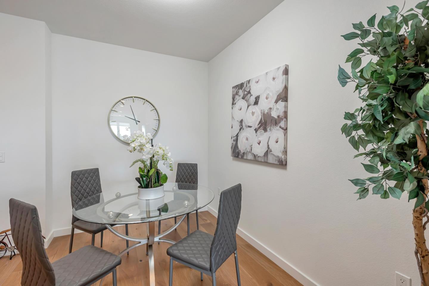 Detail Gallery Image 15 of 56 For 400 El Camino Real #307,  Belmont,  CA 94002 - 1 Beds | 1 Baths