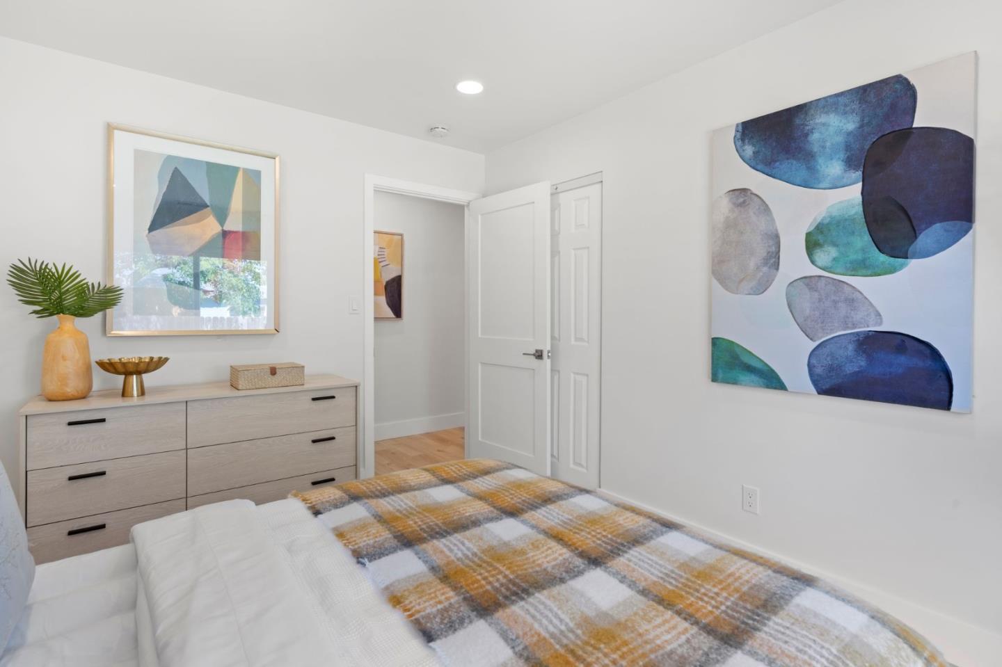 Detail Gallery Image 21 of 29 For 132 Aster Way, East Palo Alto,  CA 94303 - 3 Beds | 2 Baths