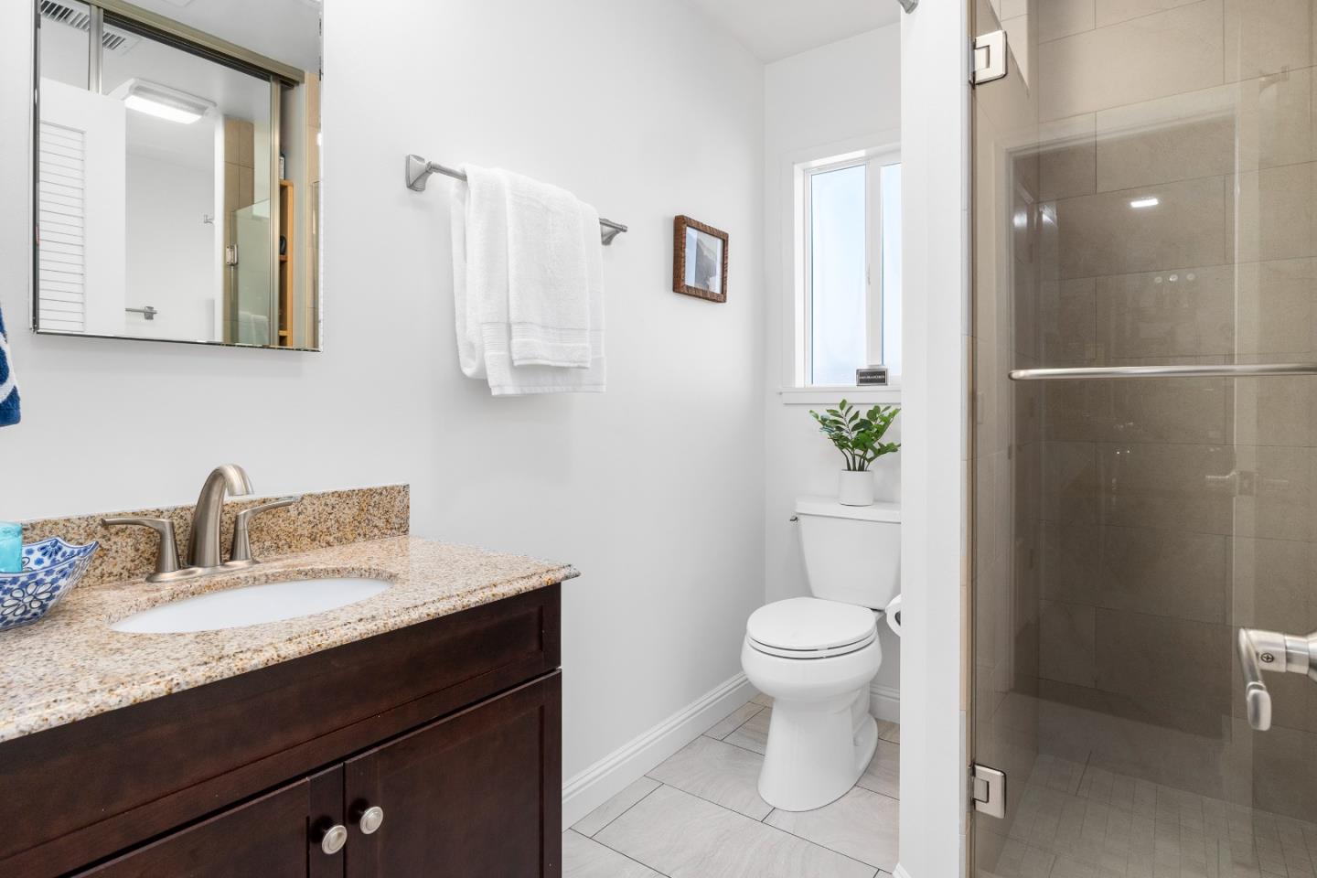 Detail Gallery Image 25 of 37 For 426 Roxas St, Santa Cruz,  CA 95062 - 2 Beds | 2 Baths