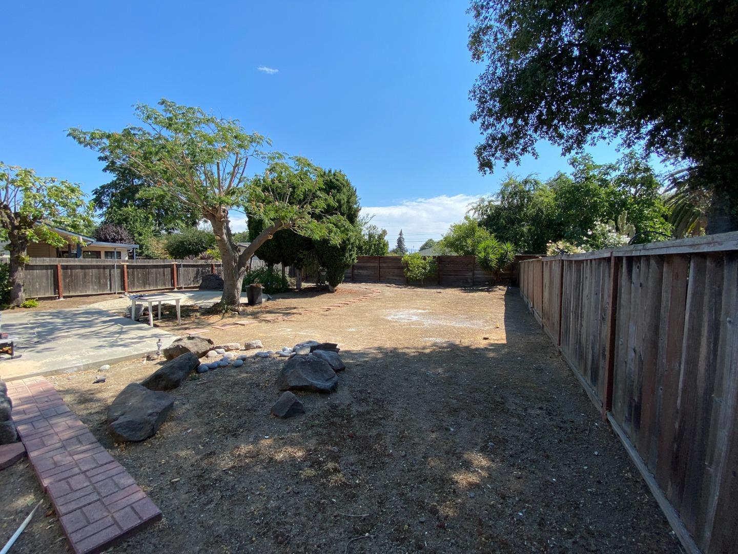 1472 Hampton Drive, Sunnyvale, California 94087, 3 Bedrooms Bedrooms, ,1 BathroomBathrooms,Residential,For Sale,1472 Hampton Drive,ML81966908