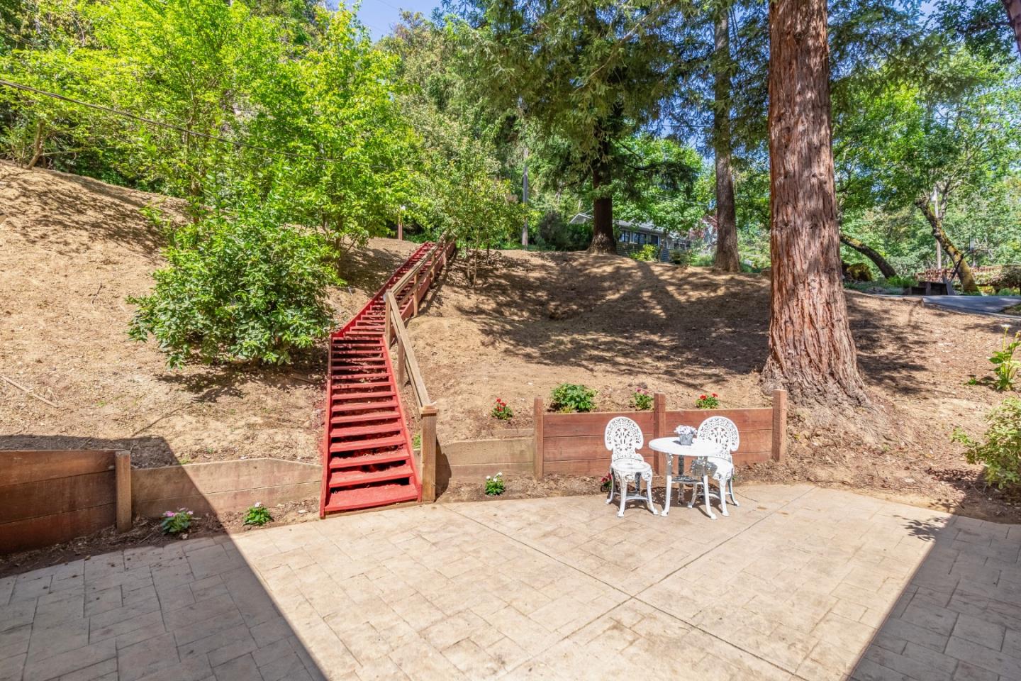Detail Gallery Image 23 of 32 For 21825 Stage Coach Rd, Los Gatos,  CA 95033 - 3 Beds | 2 Baths