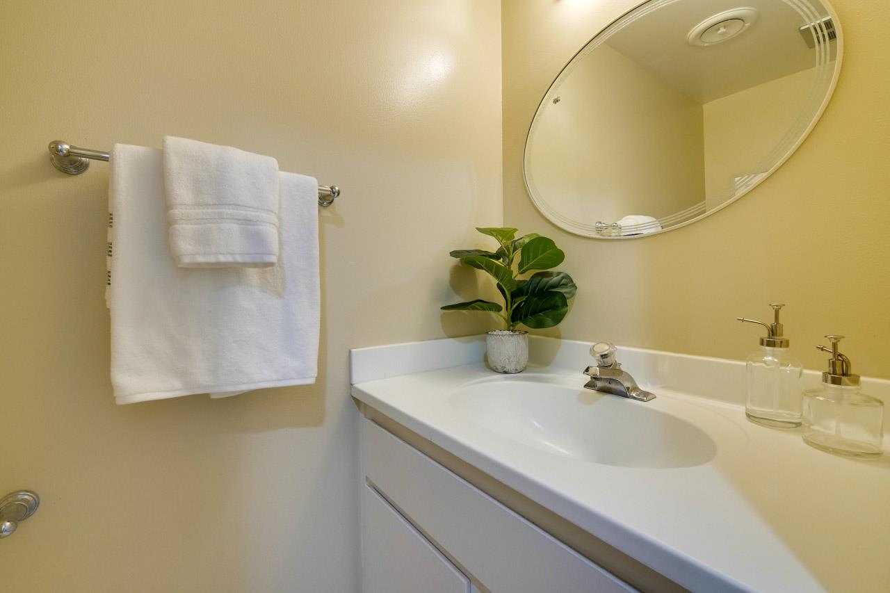 Detail Gallery Image 21 of 50 For 10131 Firwood Dr, Cupertino,  CA 95014 - 3 Beds | 2/1 Baths