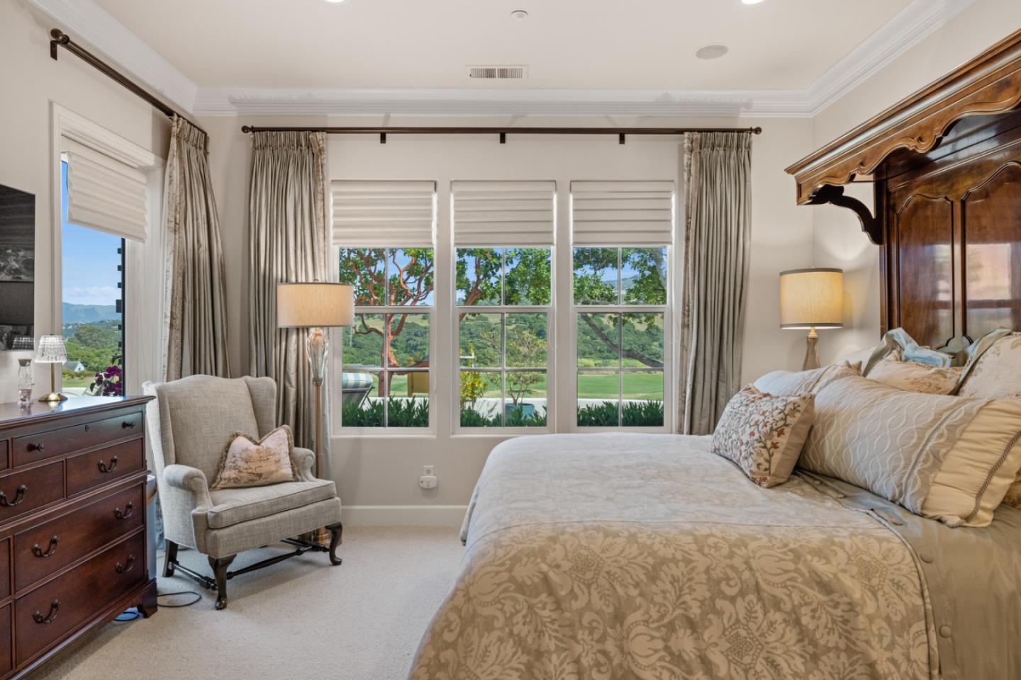 Detail Gallery Image 21 of 57 For 220 Mirasol Way, Monterey,  CA 93940 - 4 Beds | 4 Baths