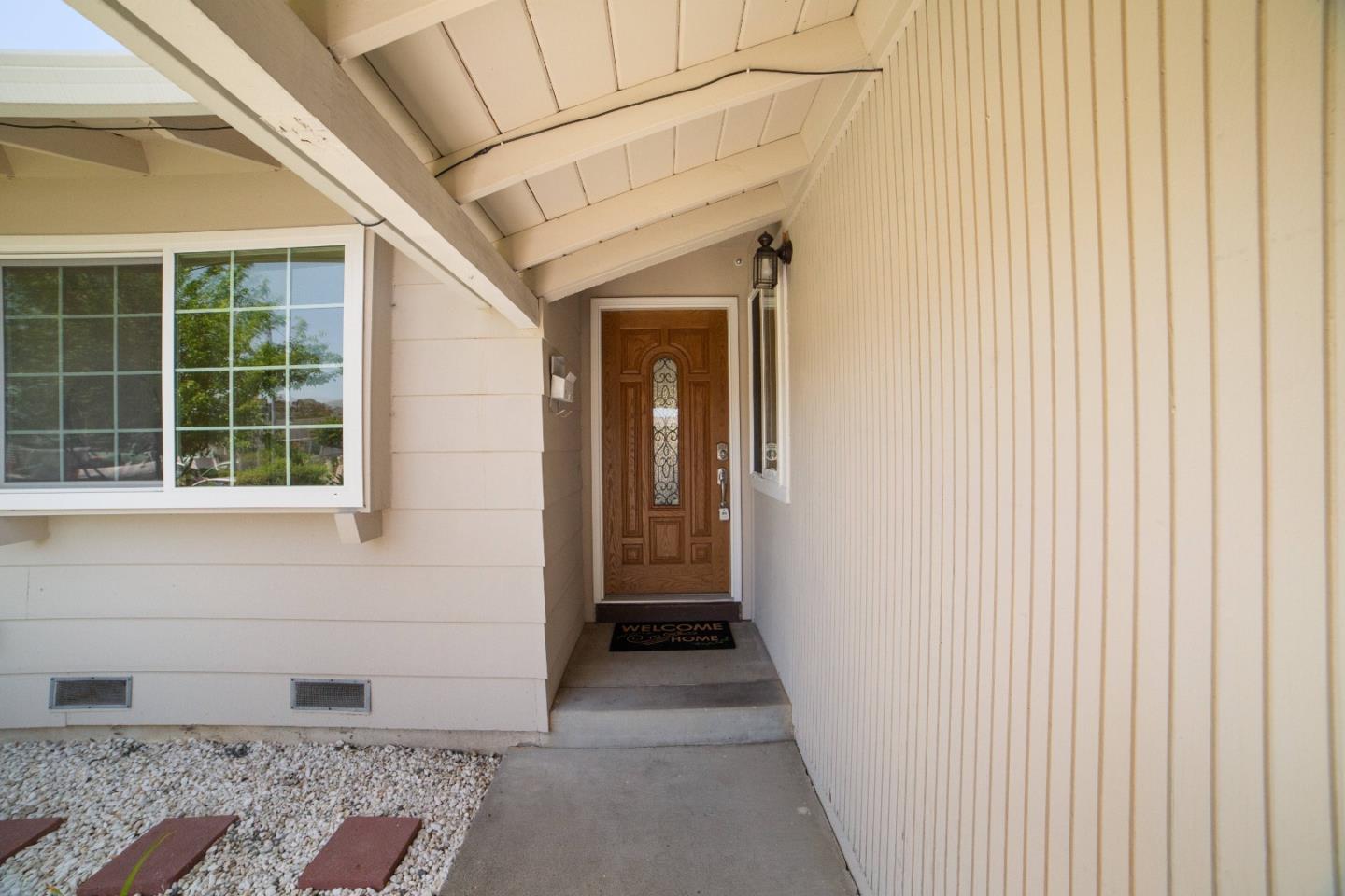 Detail Gallery Image 5 of 54 For 42619 Isle Royal St, Fremont,  CA 94538 - 3 Beds | 2 Baths