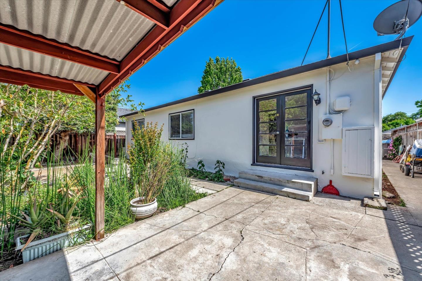 Detail Gallery Image 33 of 35 For 2341 Woodland Ave, San Jose,  CA 95128 - 3 Beds | 1 Baths