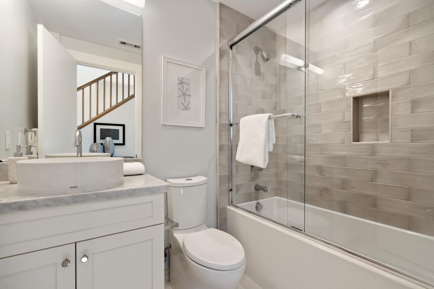 Detail Gallery Image 5 of 29 For 616 College Ave, Menlo Park,  CA 94025 - 3 Beds | 3/1 Baths