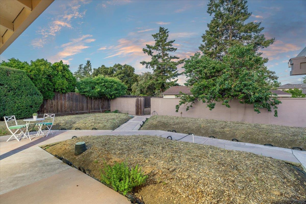 Detail Gallery Image 33 of 41 For 14324 Bercaw Ln, San Jose,  CA 95124 - 4 Beds | 2 Baths