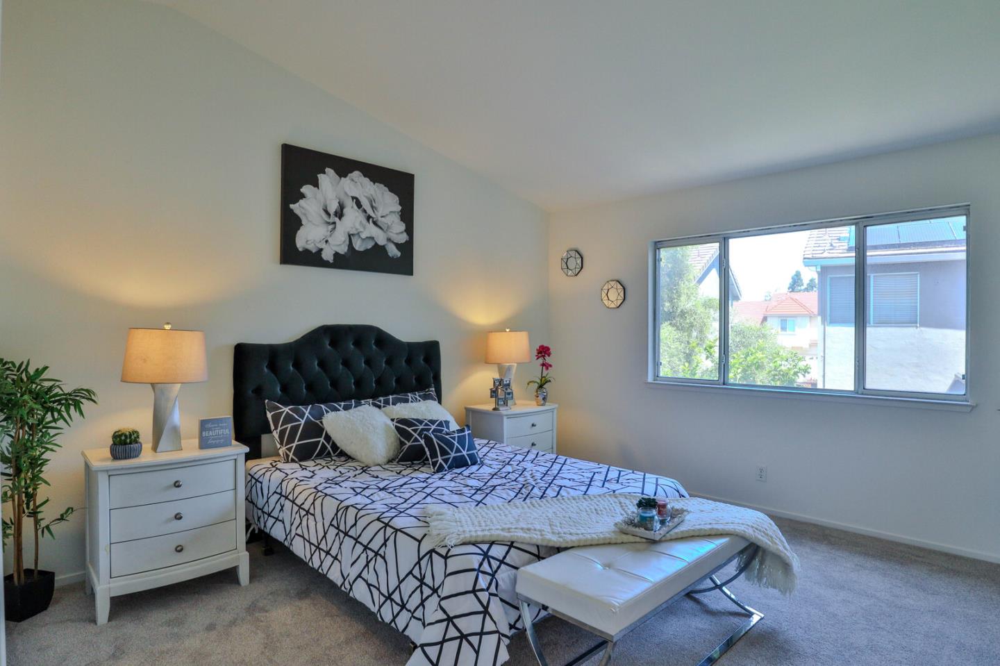Detail Gallery Image 21 of 38 For 465 Mantelli Dr, Gilroy,  CA 95020 - 3 Beds | 2/1 Baths