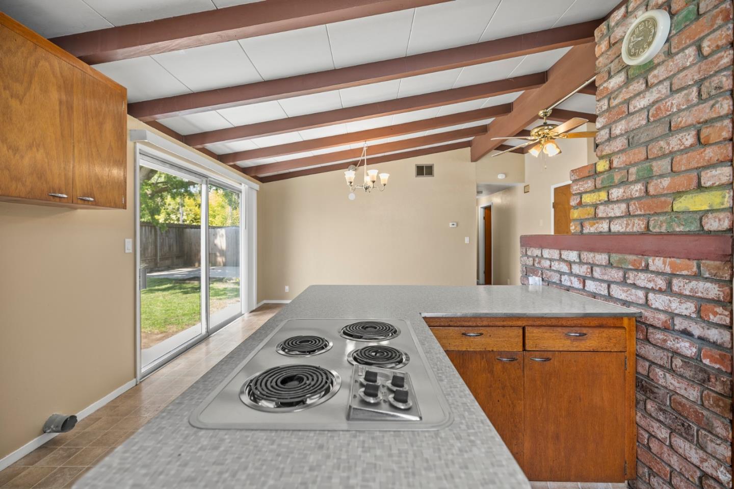 721 Walnut Ln, Hollister, CA 95023 photo 18