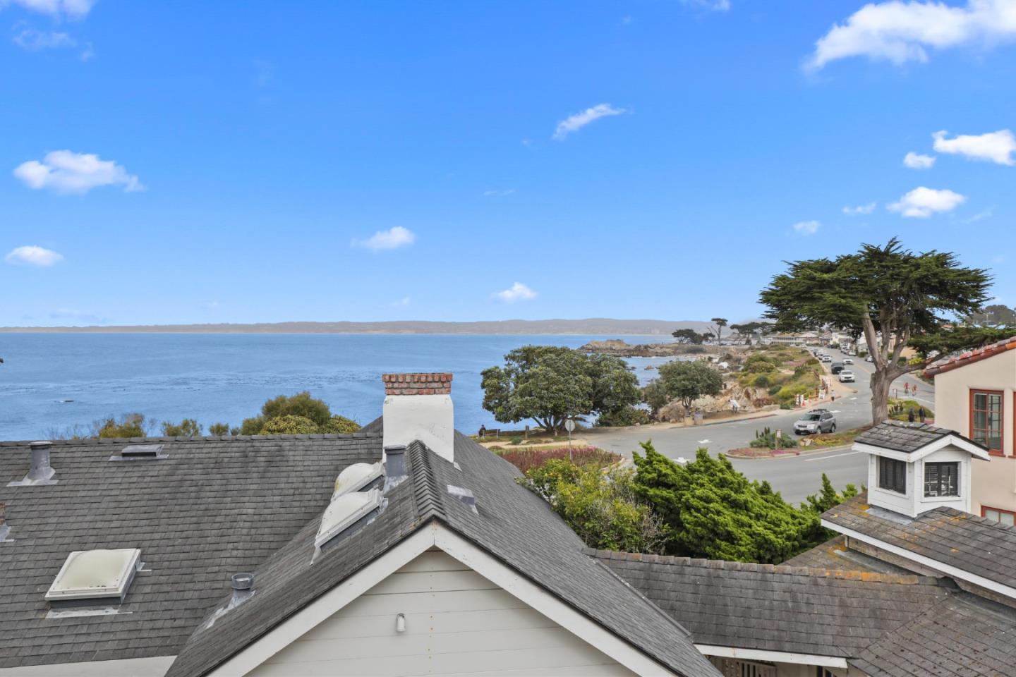 Detail Gallery Image 21 of 39 For 830 Balboa Ave, Pacific Grove,  CA 93950 - 3 Beds | 2 Baths