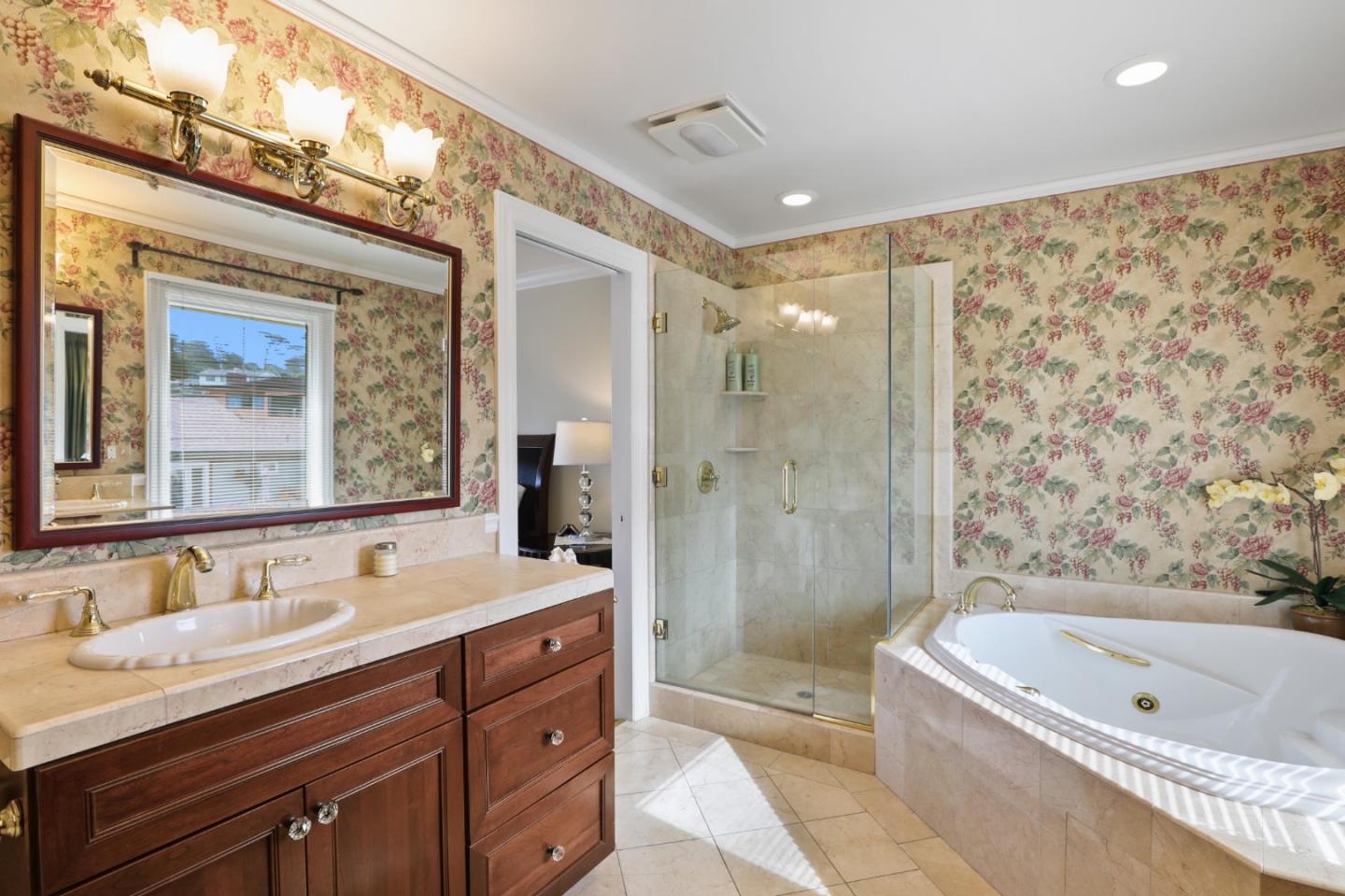 Detail Gallery Image 26 of 39 For 830 Balboa Ave, Pacific Grove,  CA 93950 - 3 Beds | 2 Baths
