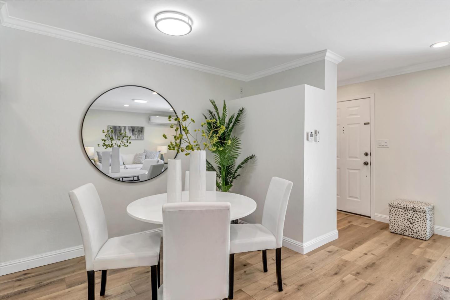 Detail Gallery Image 7 of 27 For 7145 Rainbow Dr #4,  San Jose,  CA 95129 - 1 Beds | 1 Baths