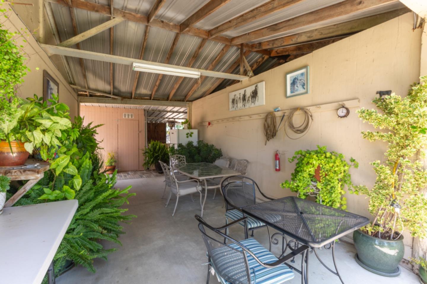 Detail Gallery Image 18 of 55 For 12155 Columbet Ave, San Martin,  CA 95046 - 3 Beds | 2/1 Baths