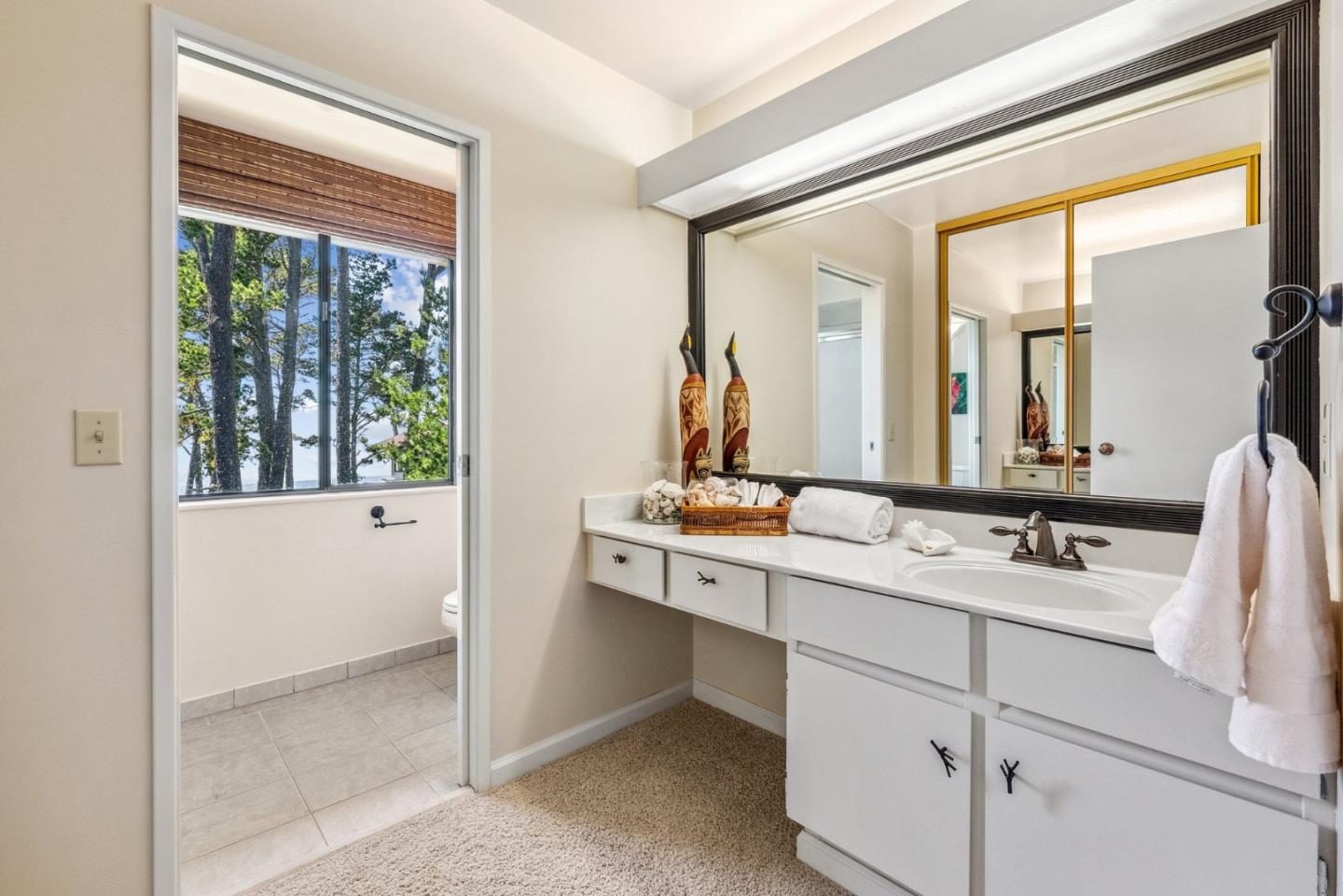 Detail Gallery Image 27 of 39 For 4 Ocean Pines Lane, Pebble Beach,  CA 93953 - 2 Beds | 2 Baths