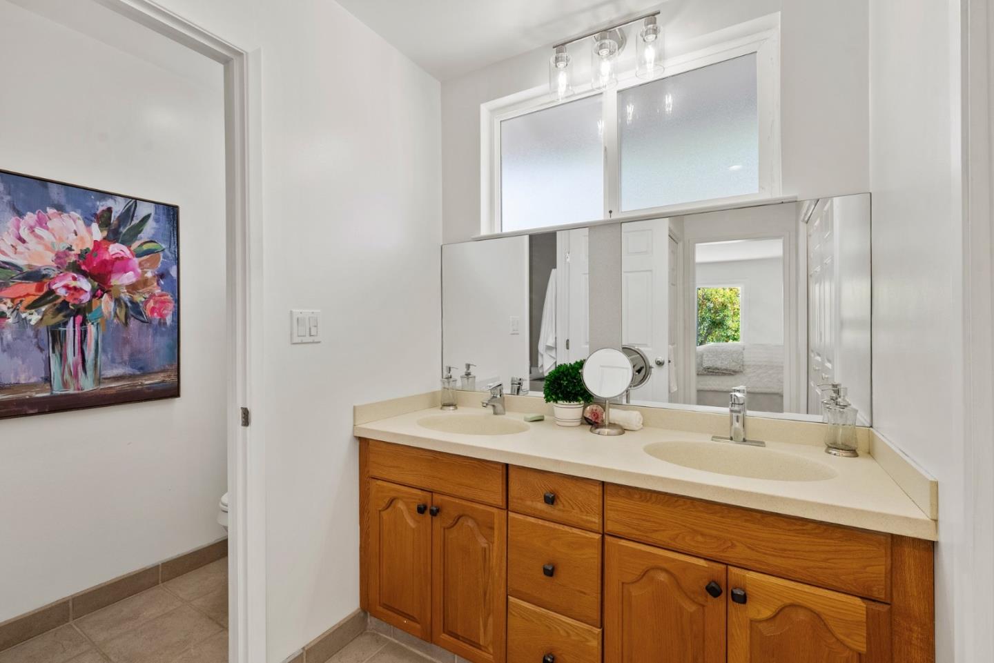 Detail Gallery Image 22 of 44 For 12451 Curry Ct, Saratoga,  CA 95070 - 4 Beds | 2/1 Baths