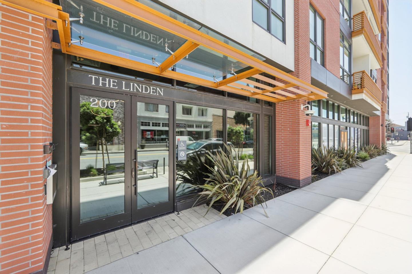 Detail Gallery Image 31 of 45 For 200 Linden Ave #300,  South San Francisco,  CA 94080 - 3 Beds | 2/1 Baths