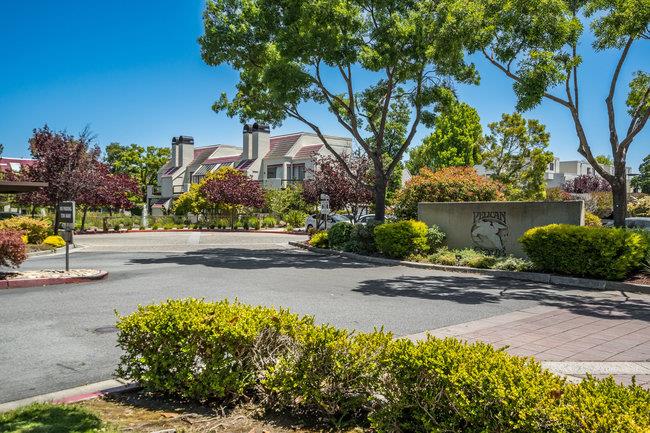Detail Gallery Image 2 of 79 For 97 Pelican Ln, Redwood Shores,  CA 94065 - 1 Beds | 1 Baths