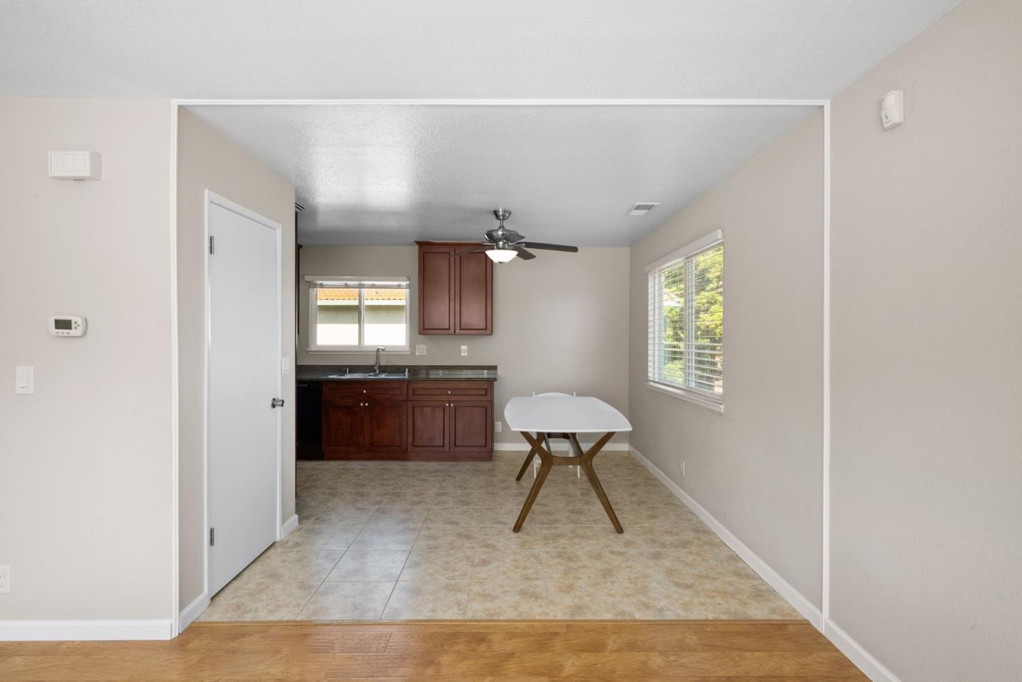 Detail Gallery Image 6 of 22 For 1925 Bellomy St #8,  Santa Clara,  CA 95050 - 2 Beds | 2 Baths