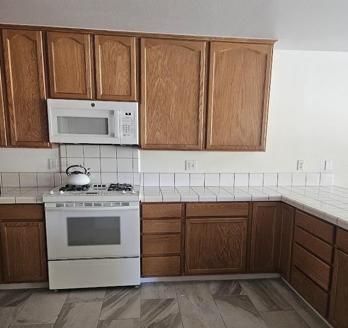 18350 Deer Hollow Rd, Hidden Valley Lake, CA 95467 photo 8