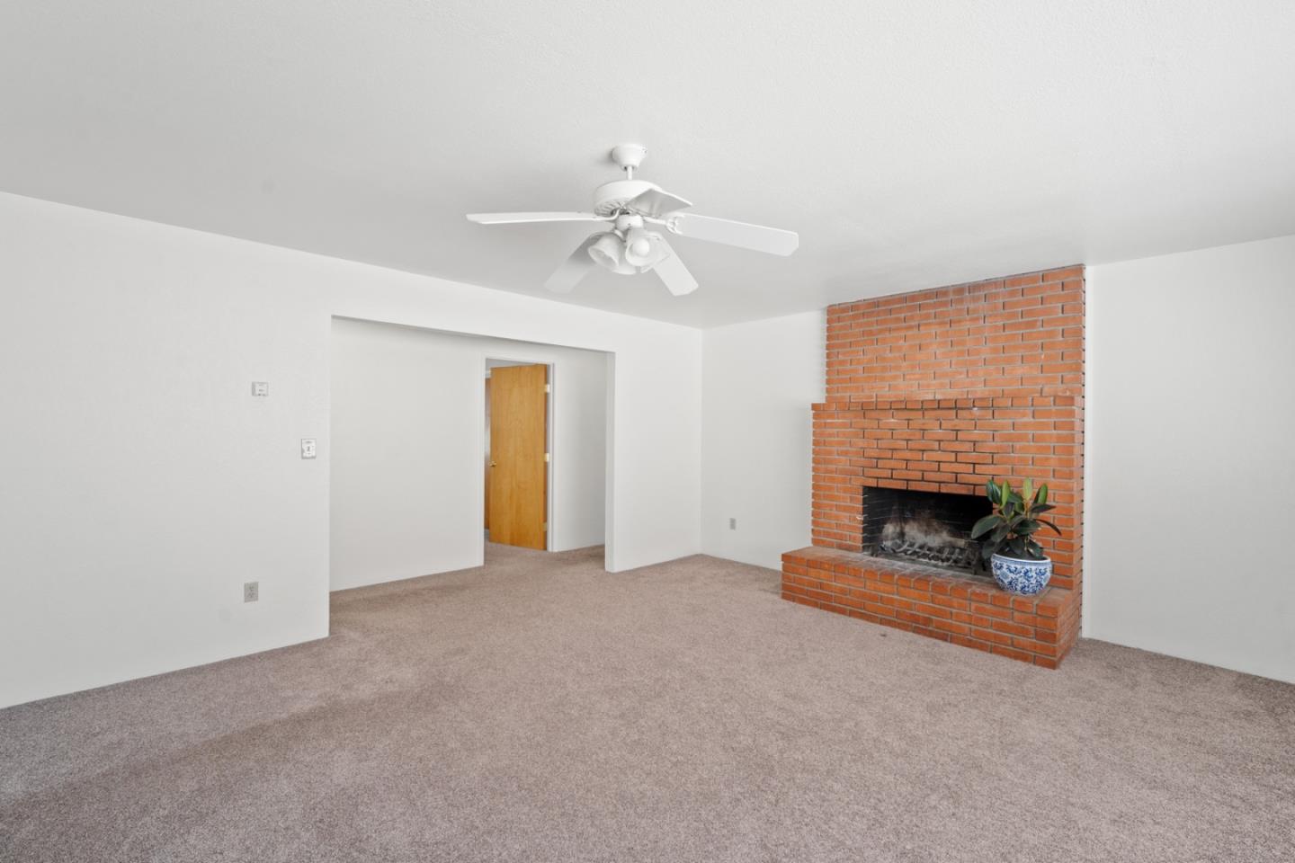 1124 Hamilton Ave, Seaside, CA 93955 photo 3