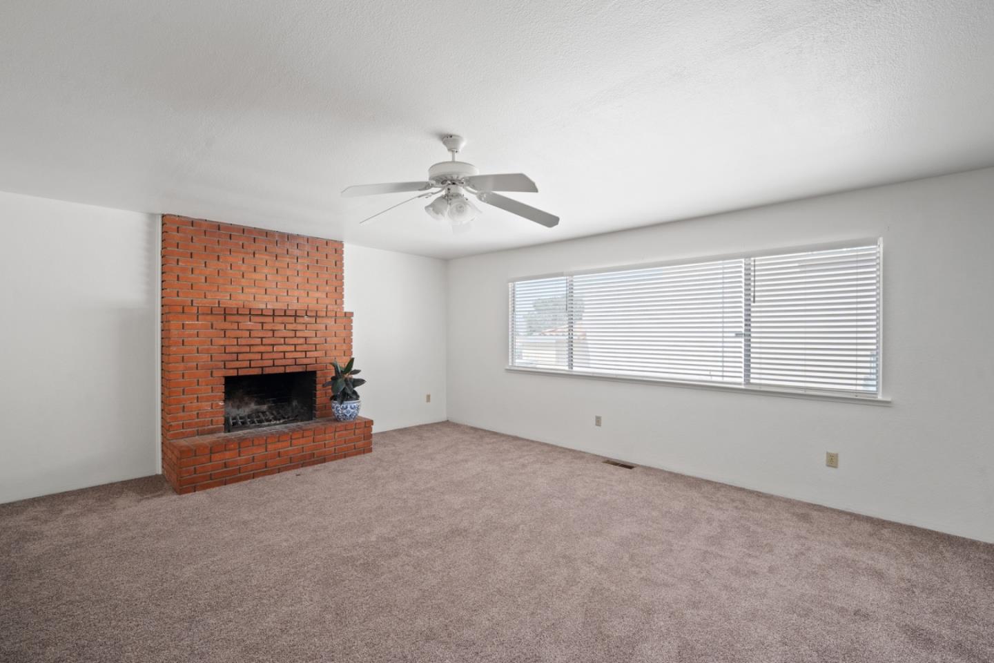1124 Hamilton Ave, Seaside, CA 93955 photo 9