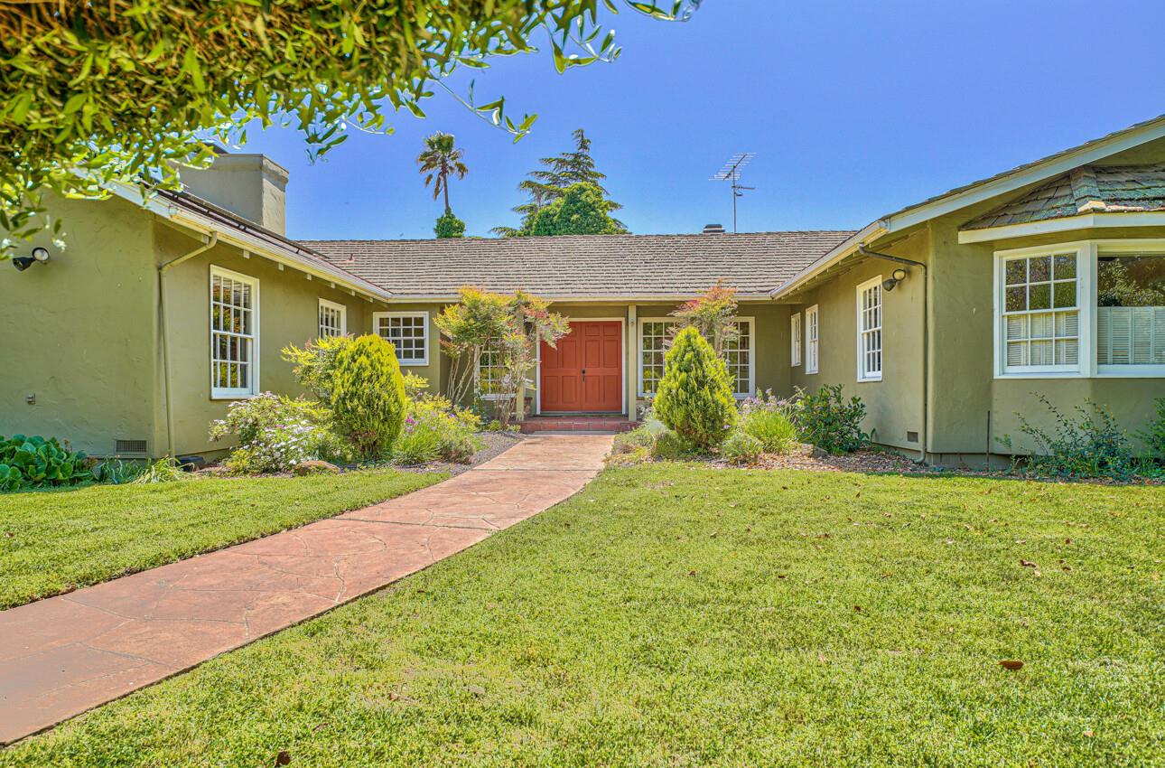 29225 Chualar Canyon Road, Chualar, California 93925, 4 Bedrooms Bedrooms, ,5 BathroomsBathrooms,Residential,For Sale,29225 Chualar Canyon Road,ML81967185