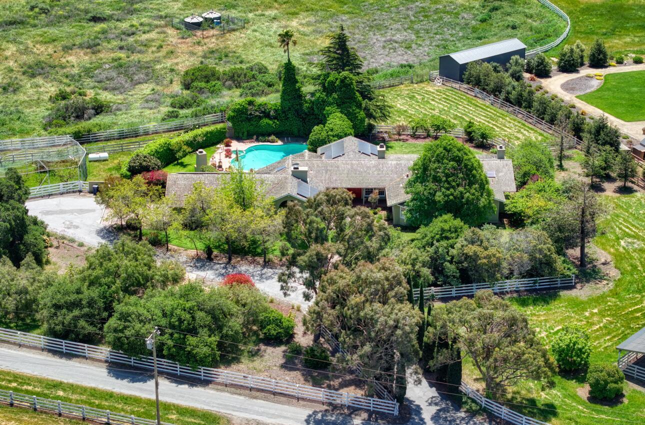 29225 Chualar Canyon Road, Chualar, California 93925, 4 Bedrooms Bedrooms, ,5 BathroomsBathrooms,Residential,For Sale,29225 Chualar Canyon Road,ML81967185