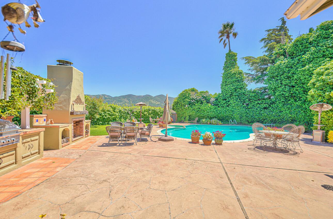 29225 Chualar Canyon Road, Chualar, California 93925, 4 Bedrooms Bedrooms, ,5 BathroomsBathrooms,Residential,For Sale,29225 Chualar Canyon Road,ML81967185