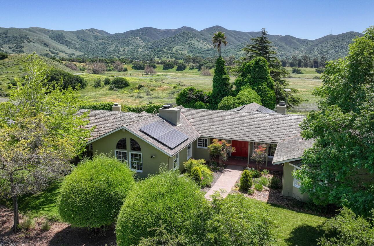 29225 Chualar Canyon Road, Chualar, California 93925, 4 Bedrooms Bedrooms, ,5 BathroomsBathrooms,Residential,For Sale,29225 Chualar Canyon Road,ML81967185