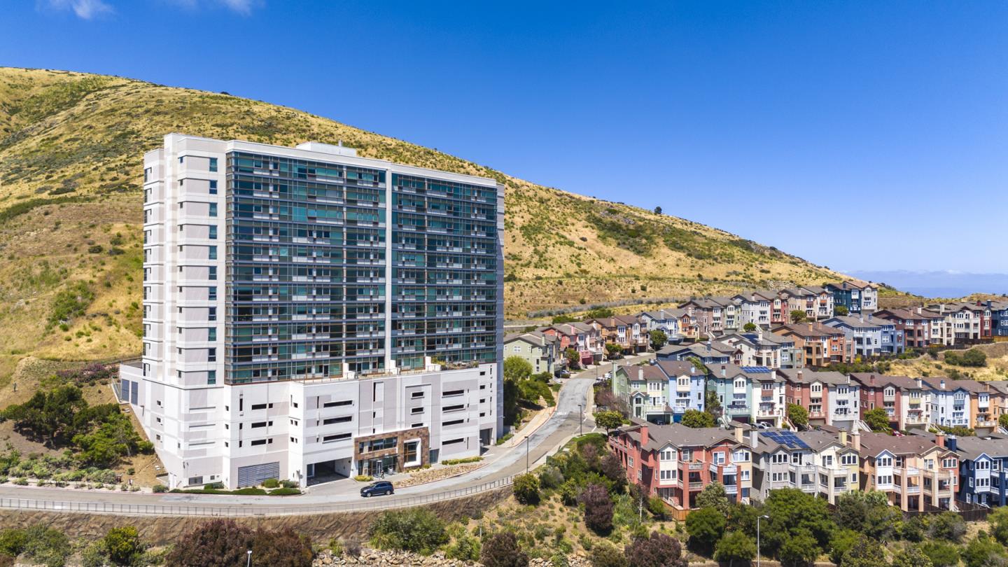 Detail Gallery Image 1 of 58 For 1 Mandalay Pl #600,  South San Francisco,  CA 94080 - 2 Beds | 2 Baths