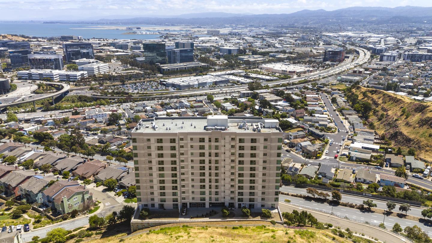 Detail Gallery Image 4 of 58 For 1 Mandalay Pl #600,  South San Francisco,  CA 94080 - 2 Beds | 2 Baths