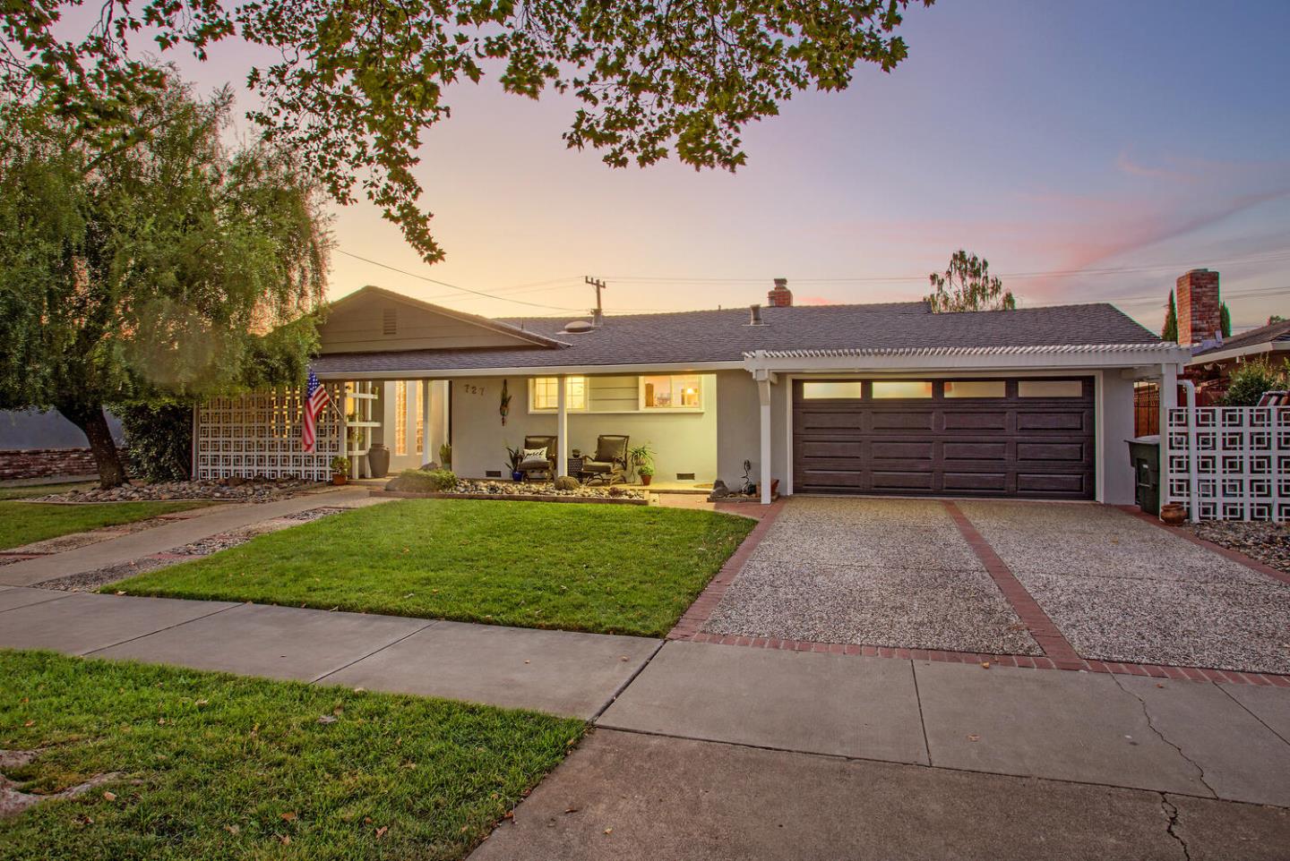 727 W 6th St, Gilroy, CA 95020 photo 2