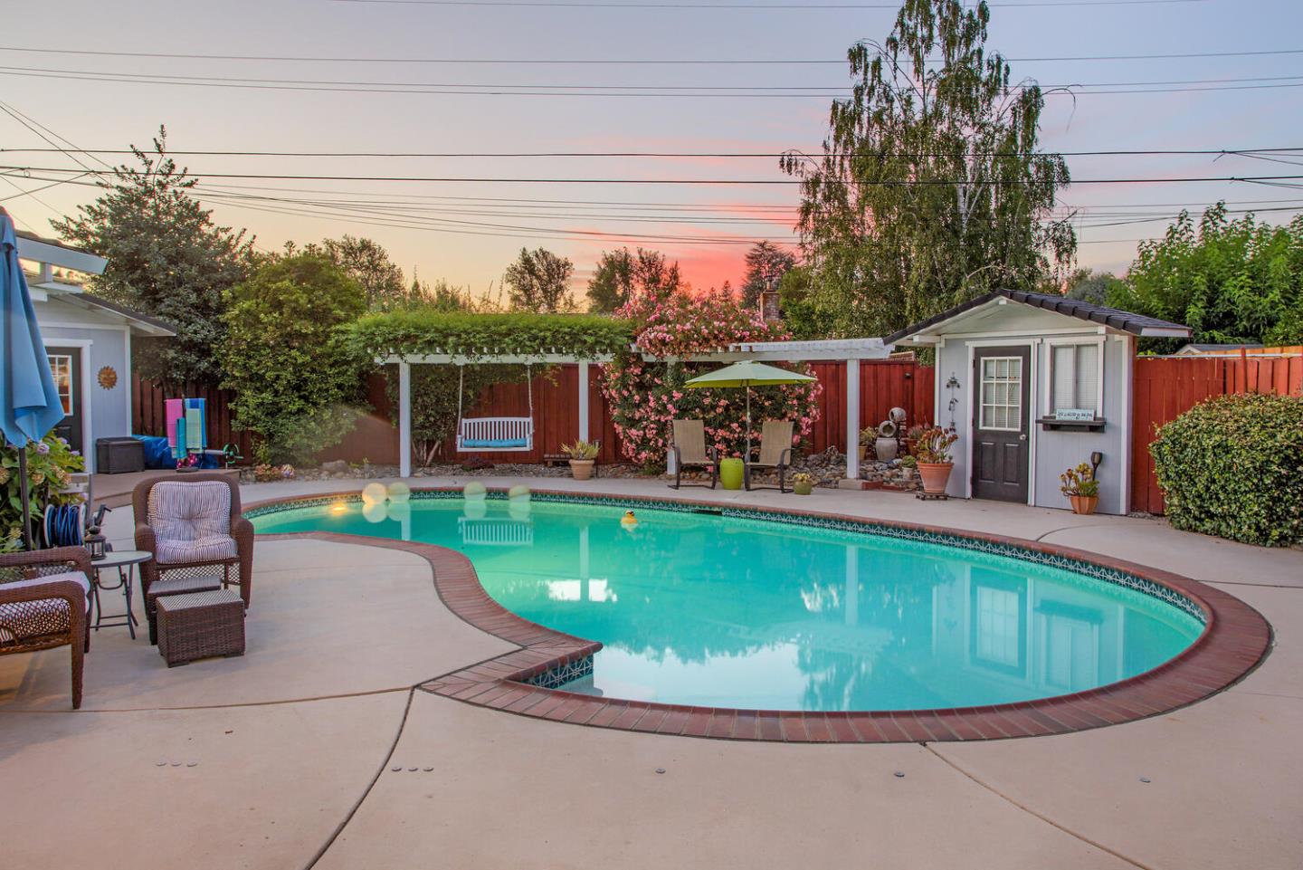 727 W 6th St, Gilroy, CA 95020 photo 28