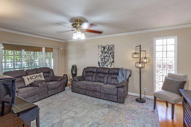 727 W 6th St, Gilroy, CA 95020 photo 5