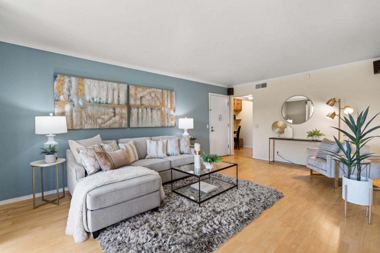 Detail Gallery Image 4 of 26 For 2464 W Bayshore Rd #3,  Palo Alto,  CA 94303 - 2 Beds | 1 Baths