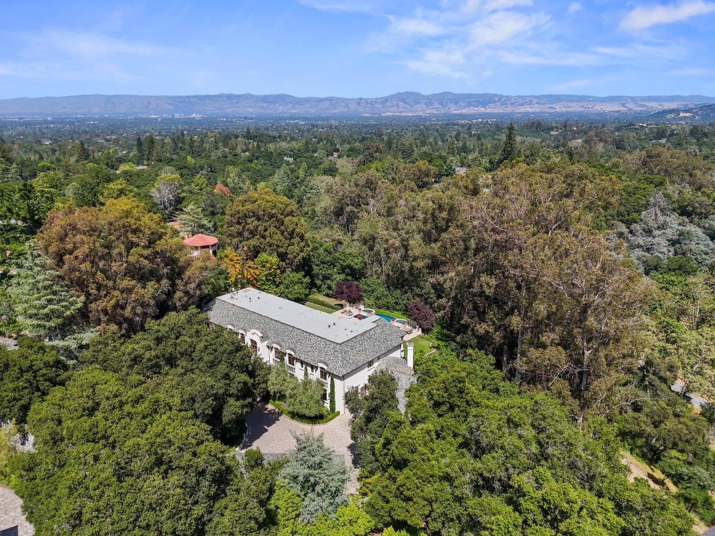 Detail Gallery Image 53 of 55 For 15670 Glen Una Dr, Los Gatos,  CA 95030 - 6 Beds | 7/2 Baths