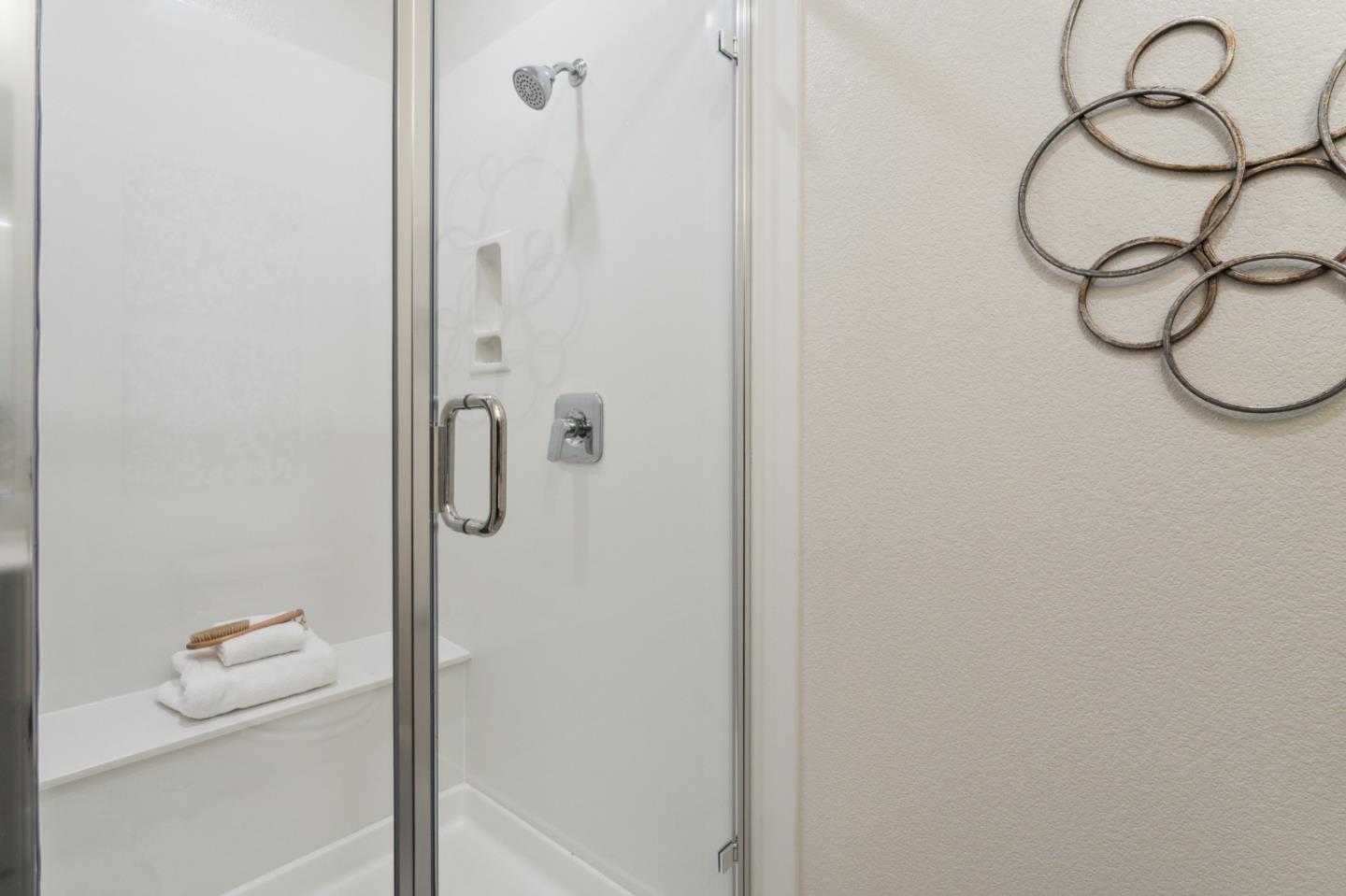 Detail Gallery Image 9 of 43 For 820 E Duane Ave #3,  Sunnyvale,  CA 94085 - 3 Beds | 3/1 Baths