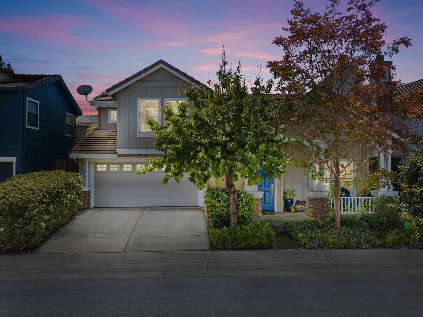 Detail Gallery Image 1 of 1 For 2187 Francesco Cir, Capitola,  CA 95010 - 3 Beds | 2/1 Baths