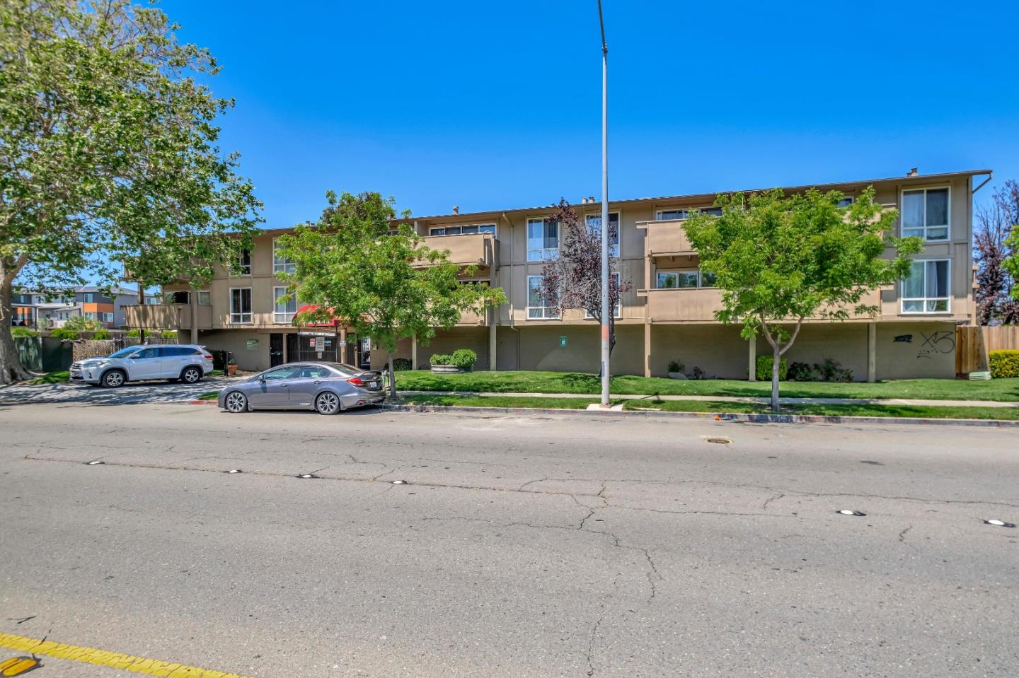 East Bay Condos For Sale East Bay Condo Mania!