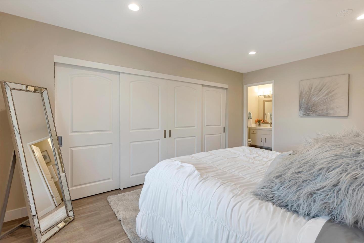 Detail Gallery Image 15 of 29 For 2757 Mauricia Ave #B,  Santa Clara,  CA 95051 - 2 Beds | 2 Baths