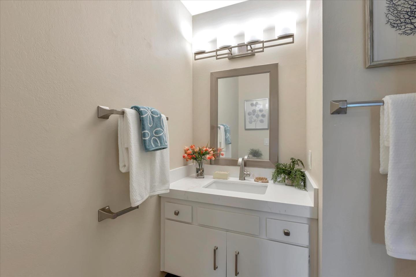 Detail Gallery Image 17 of 29 For 2757 Mauricia Ave #B,  Santa Clara,  CA 95051 - 2 Beds | 2 Baths